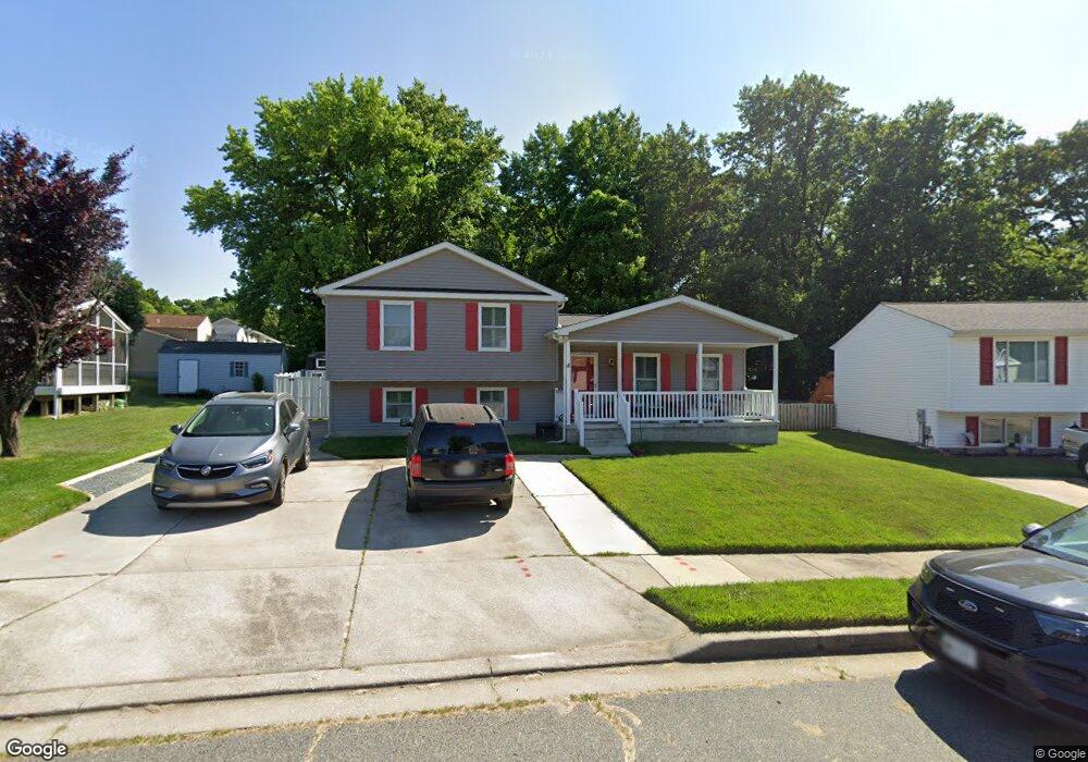 3 Horse Chestnut Ct, Essex, MD 21221 - photo 1