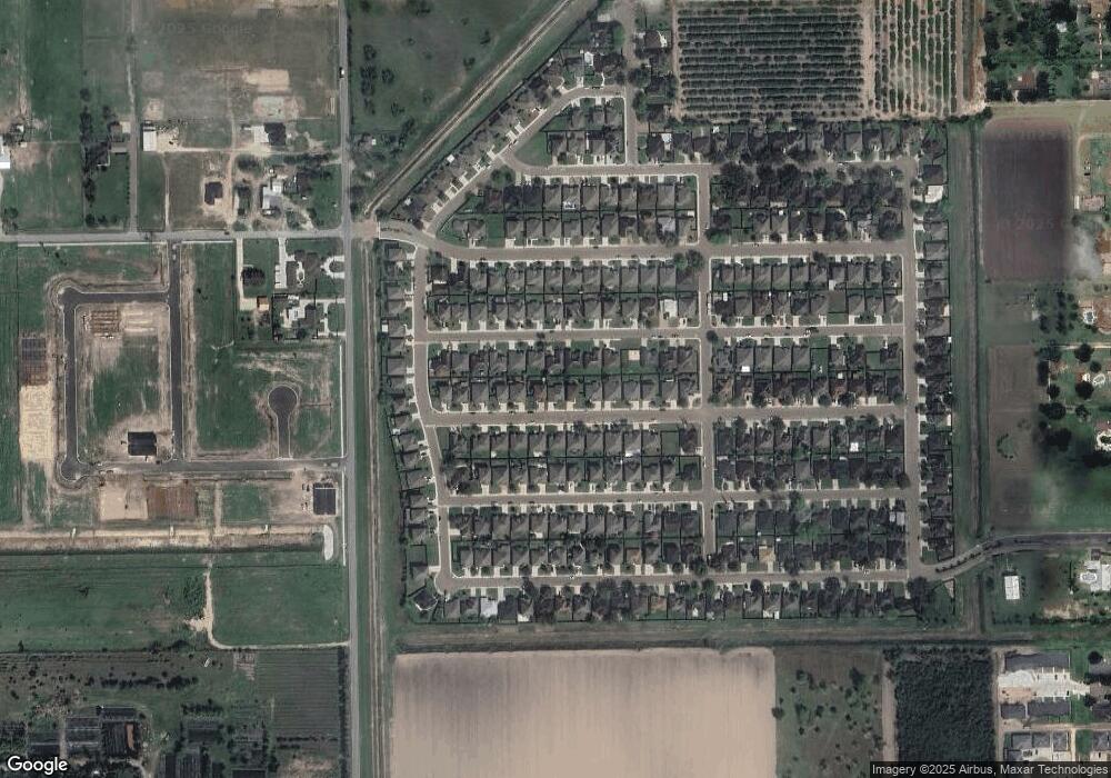 2209 W Mimosa Dr, Weslaco, TX 78596 - photo 1