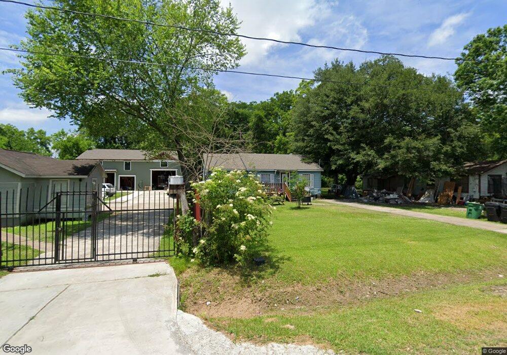 6101 Hoffman St, Houston, TX 77028 - photo 1