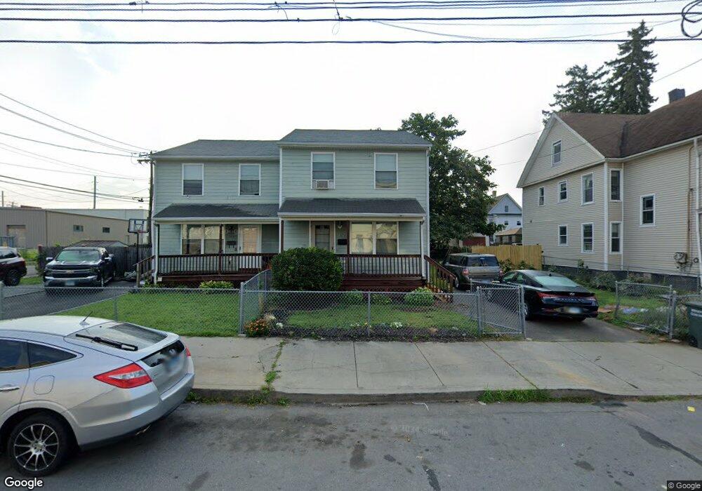 372 Bunnell St unit 1, Bridgeport, CT 06607 - photo 1