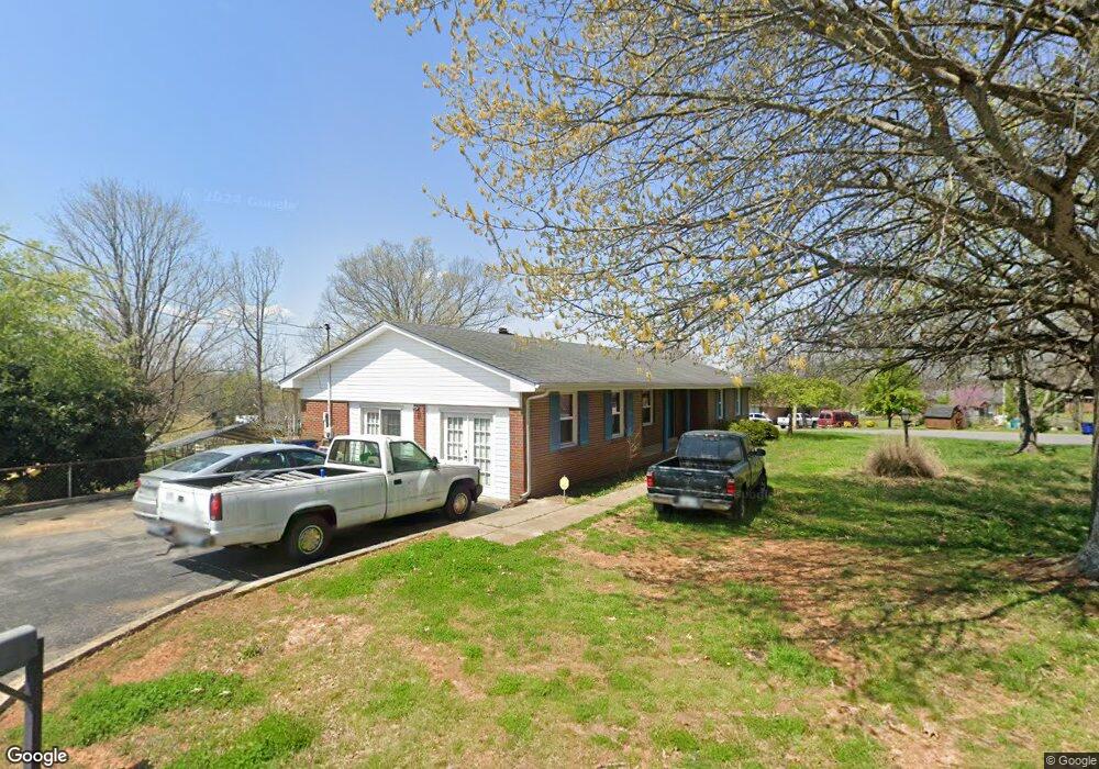 600 S Hillcrest Dr, Shelbyville, TN 37160 - photo 1