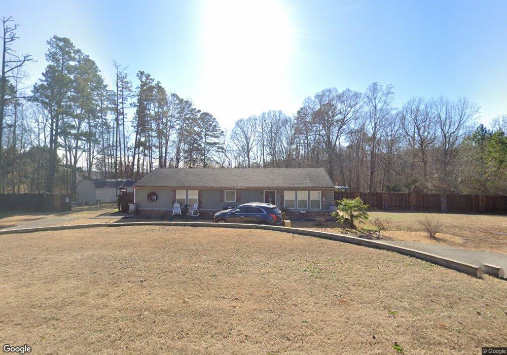 6811 Oakridge Rd, Clover, SC 29710 - photo 1