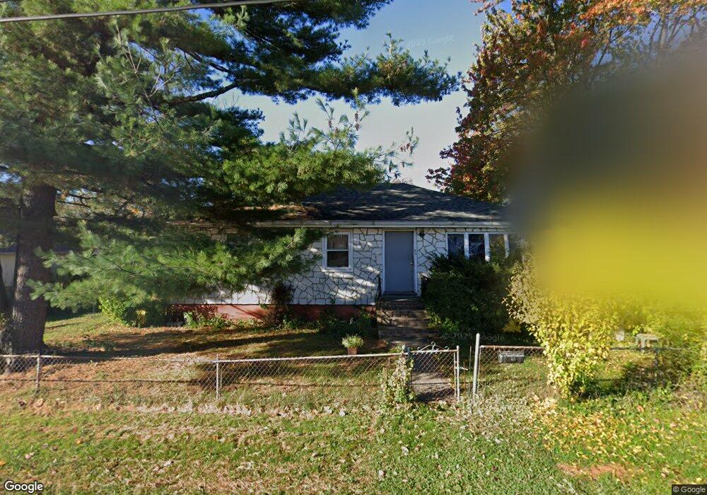 25 S Elm St, Fords, NJ 08863 - photo 1