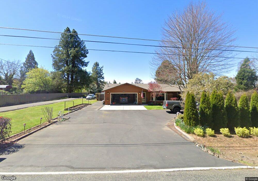 1668 Mount Baldy Rd, Grants Pass, OR 97527 - photo 1