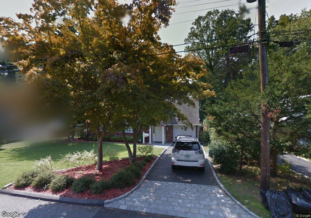 11 Maple Ct, Rye Brook, NY 10573 - photo 1