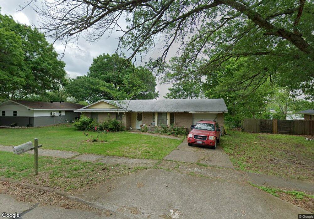 522 Lakeshore Dr, Ennis, TX 75119 - photo 1