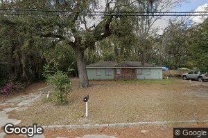 22 Pine Dr, Savannah, GA 31405