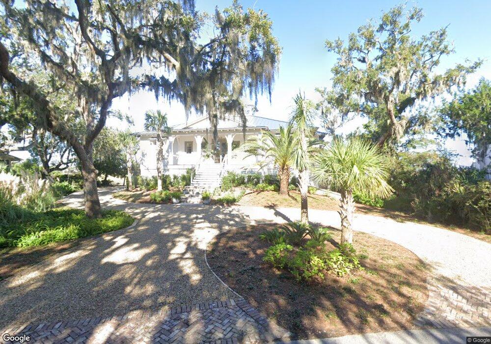 419 Palm Dr, Saint Simons Island, GA 31522 - photo 1