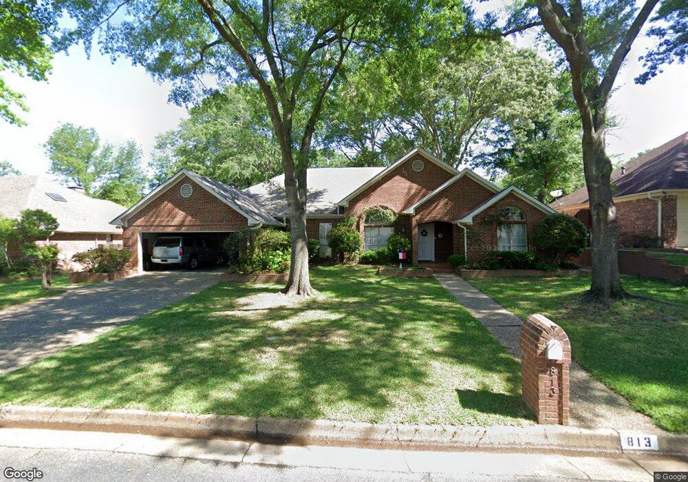 813 Kingswood Dr, Tyler, TX 75703 - photo 1