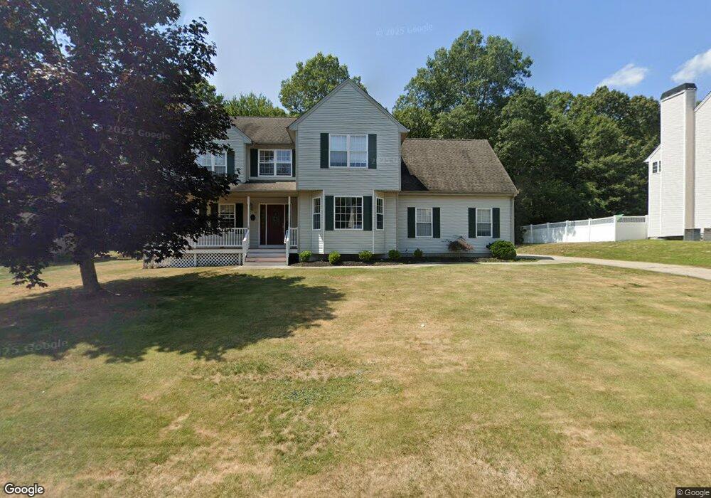 40 Evergreen Ct, Wakefield, RI 02879 - photo 1