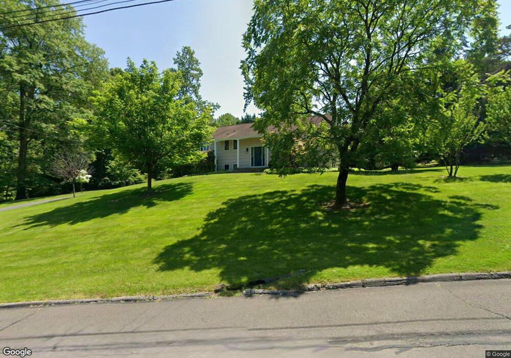 211 Radcliff Dr, Nyack, NY 10960 - photo 1