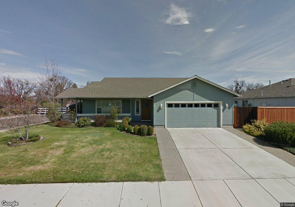 1790 Naples Dr, Central Point, OR 97502 - photo 1