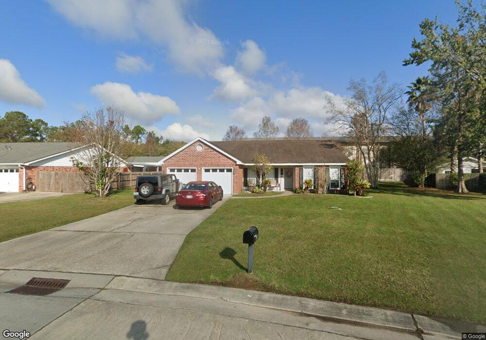 3020 Meadow Lake Dr E, Slidell, LA 70461 - photo 1