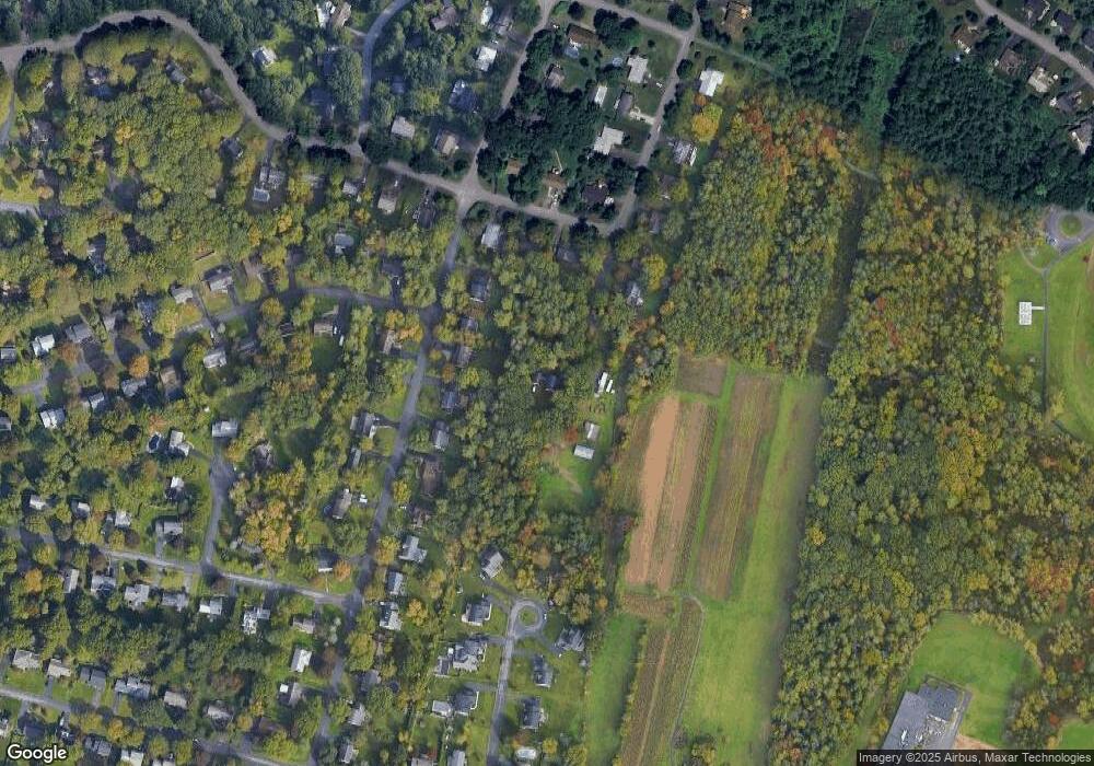 1206 Hempstead Rd, Schenectady, NY 12309 - photo 1