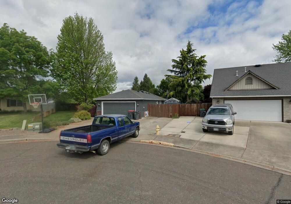 1241 Joshua Ct, Central Point, OR 97502 - photo 1