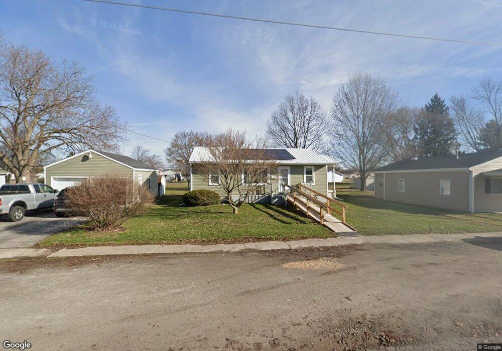 724 Davis St, Findlay, OH 45840 - photo 1