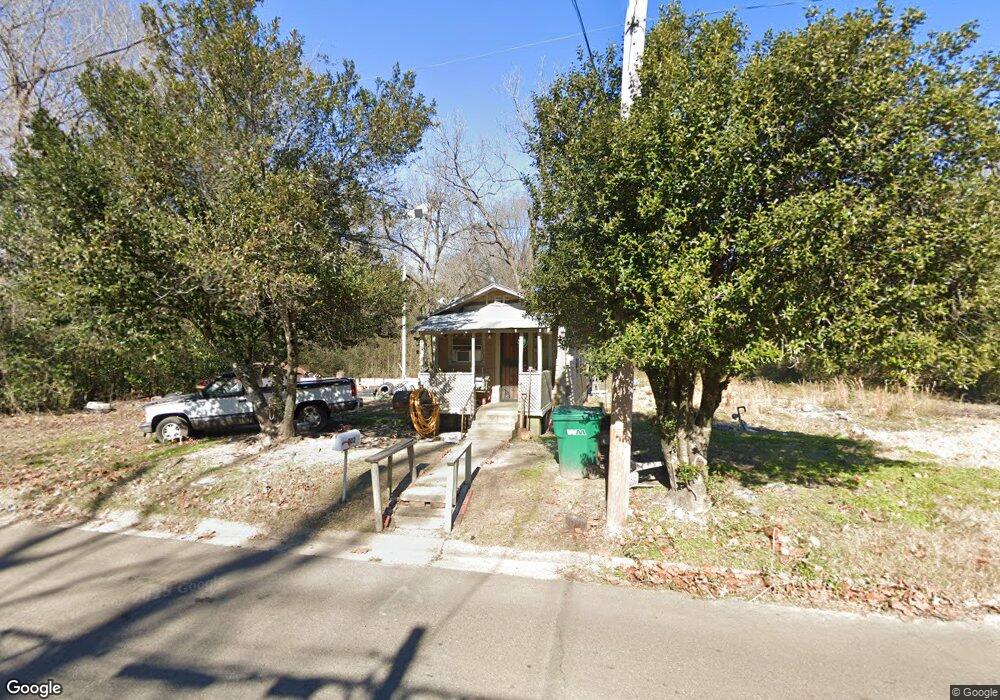 302 Findley St, Texarkana, TX 75501 - photo 1