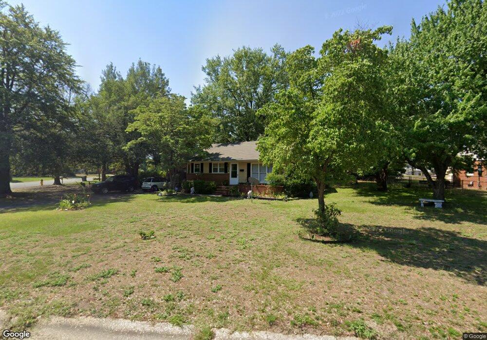 506 Terry Cir, Fayetteville, NC 28304 - photo 1