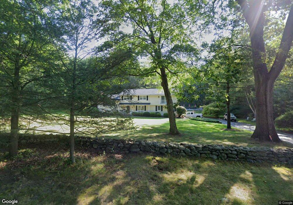 3210 Burr St, Fairfield, CT 06824 - photo 1