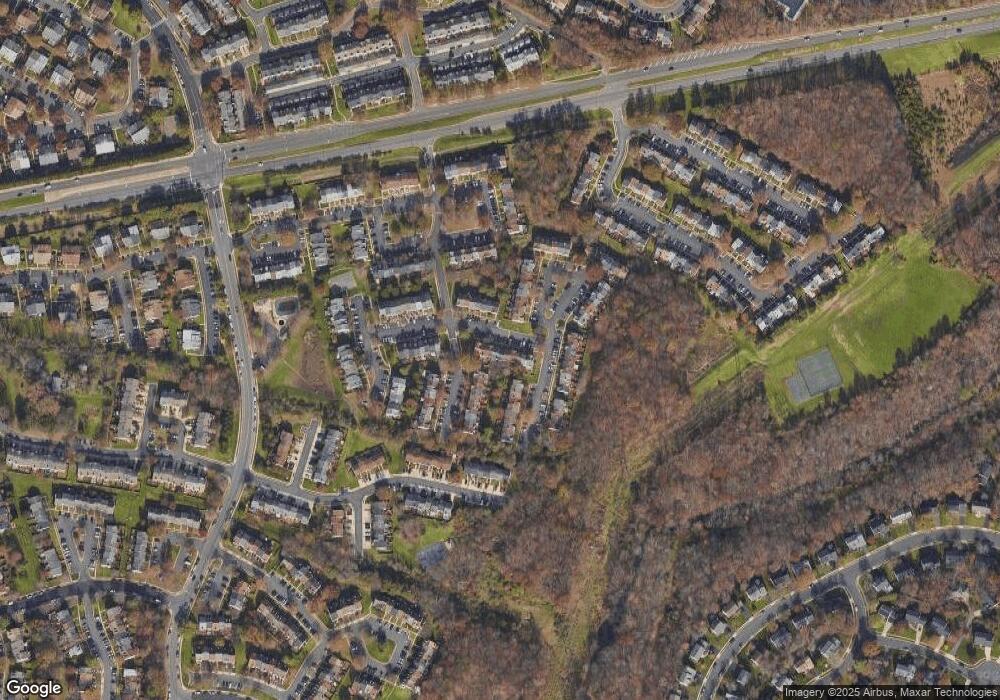 13993 Gunners Place, Centreville, VA 20121 - photo 1