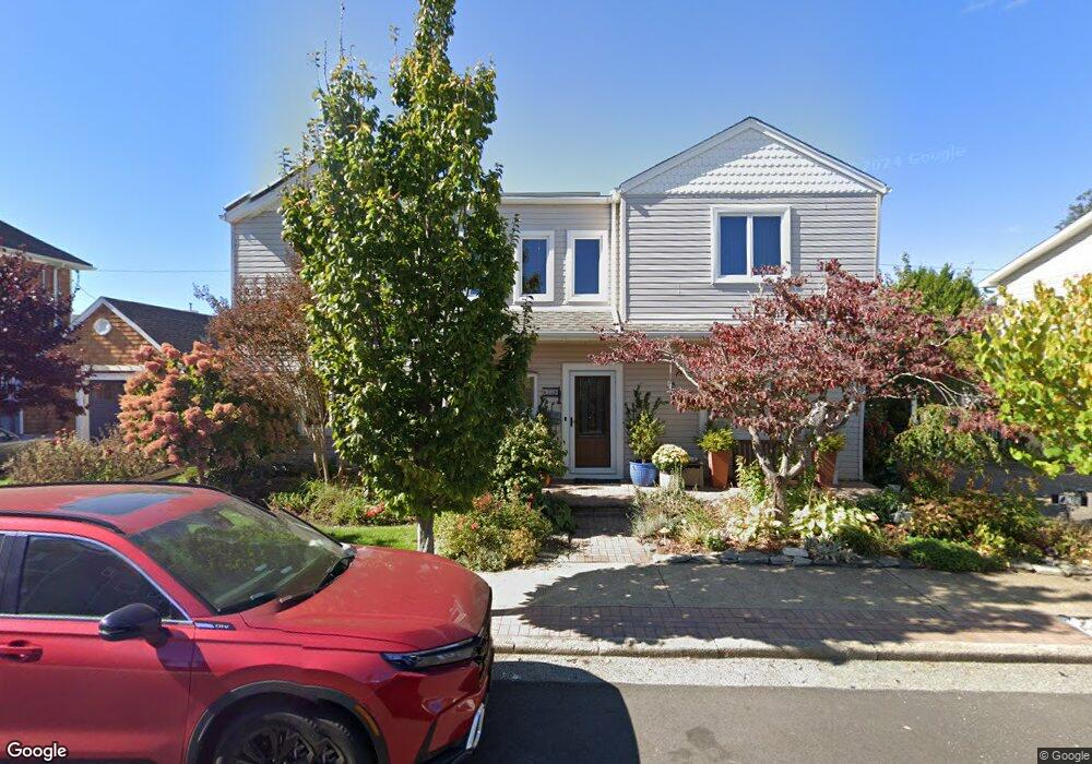 35 Curley St, Long Beach, NY 11561 - photo 1