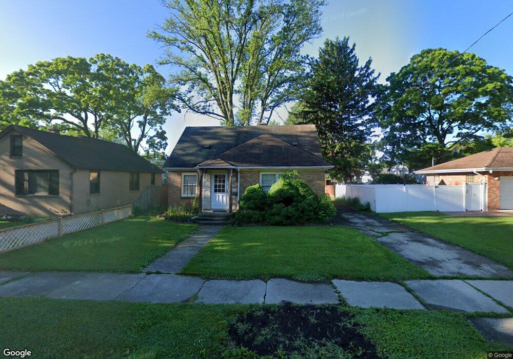 1009 Oak Crest St, Waukegan, IL 60085 - photo 1