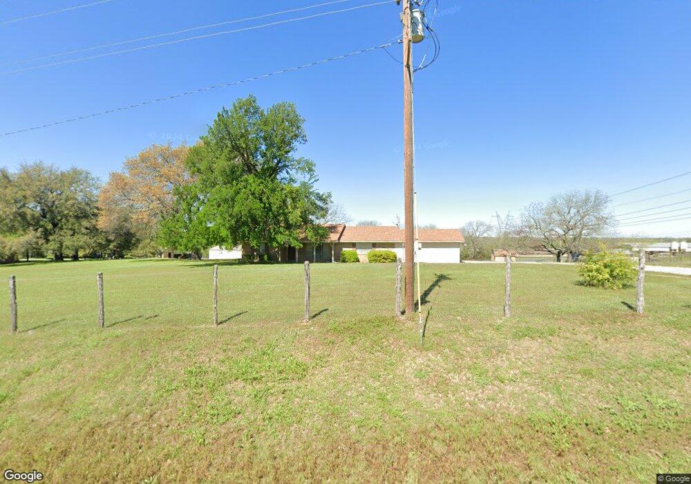 215 N Lake Dr, Weatherford, TX 76085 - photo 1