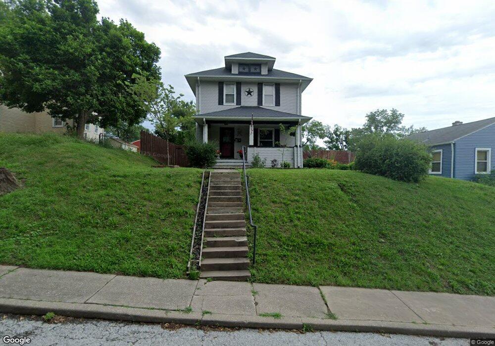 1523 Esplanade Ave, Davenport, IA 52803 - photo 1