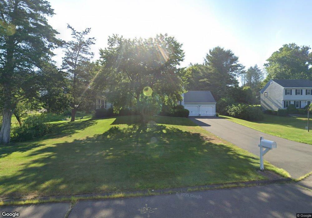 27 Fir Tree Dr N, Branford, CT 06405 - photo 1
