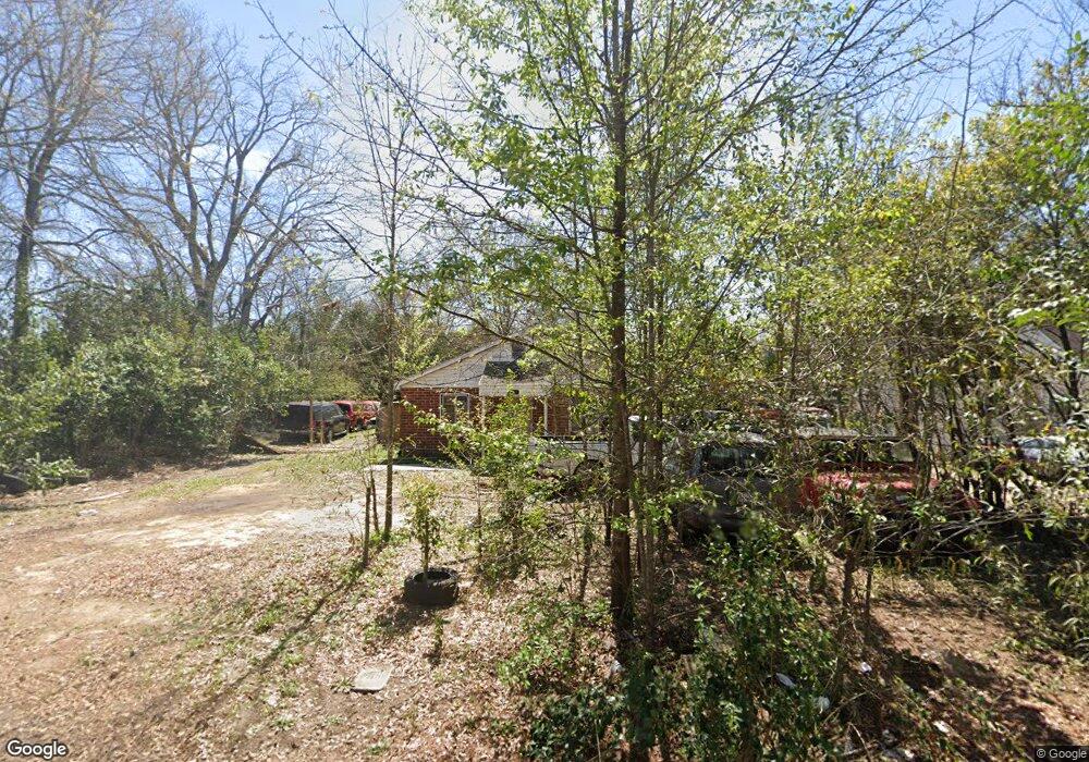 1180 Auburn Dr, Macon, GA 31206 - photo 1