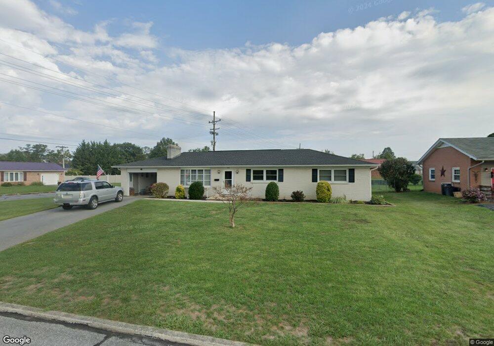 399 Town Dr, Greencastle, PA 17225 - photo 1