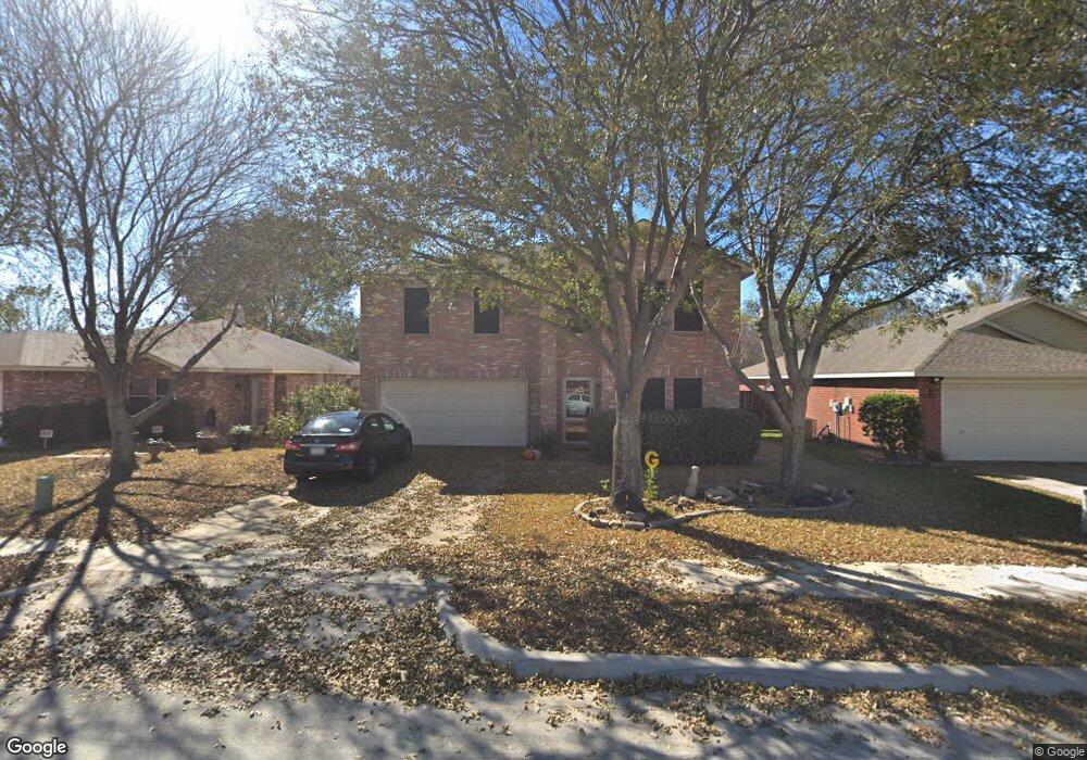 8816 Seven Oaks Ln, Denton, TX 76210 - photo 1