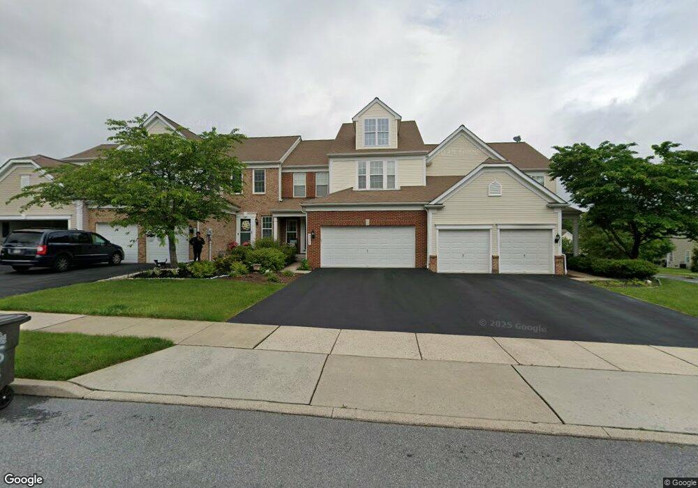 5259 Blue Sky Dr, Orefield, PA 18069 - photo 1