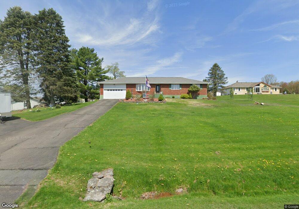 135 Highland Dr, Hawley, PA 18428 - photo 1