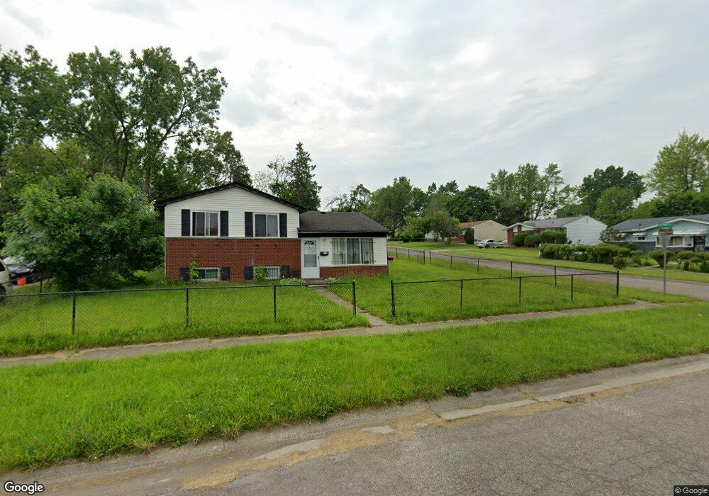 2051 Flamingo Dr, Mount Morris, MI 48458 - photo 1
