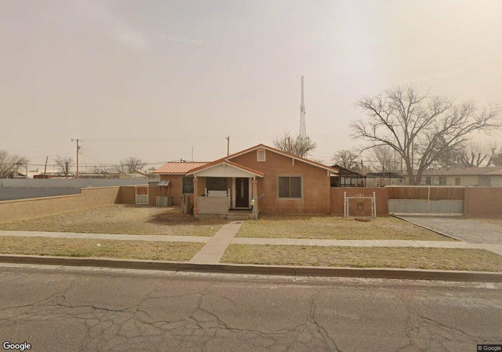 912 N Thorp St, Hobbs, NM 88240 - photo 1