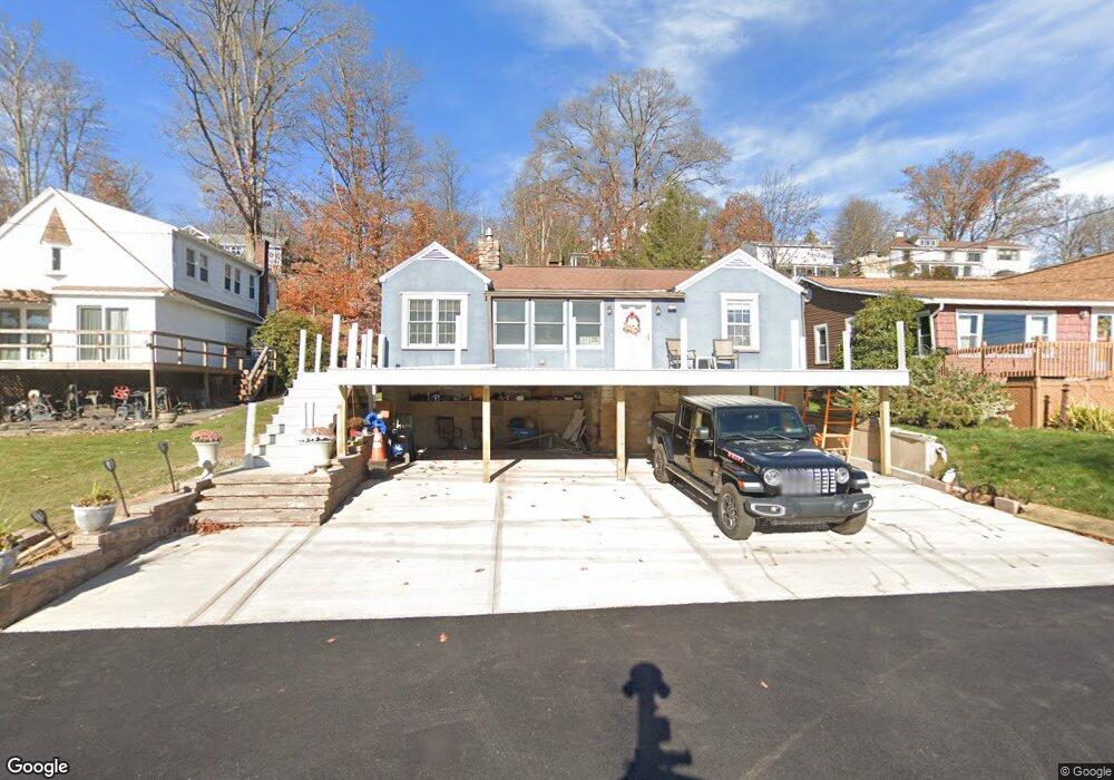 1471 Lakeside Dr, Harveys Lake, PA 18618 - photo 1