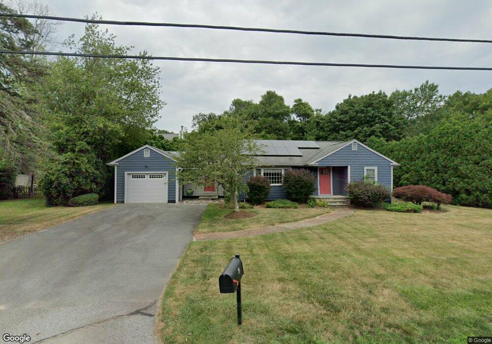 28 William St, South Dartmouth, MA 02748 - photo 1