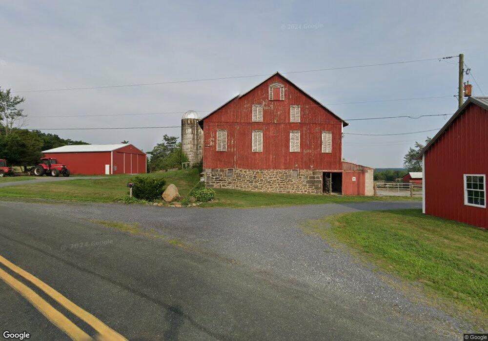 199 Blacksmith Shop Rd unit 1, Gettysburg, PA 17325 - photo 1