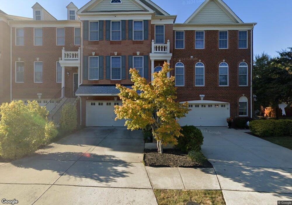 25607 America Square, Chantilly, VA 20152 - photo 1