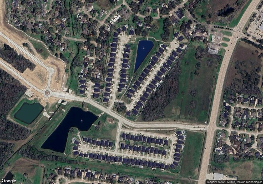 2555 Ravenna Ct, Friendswood, TX 77546 - photo 1