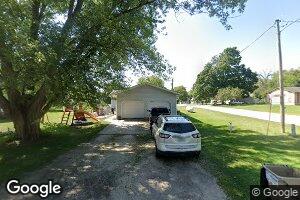 321 N Main St, Dundee, IA 52038