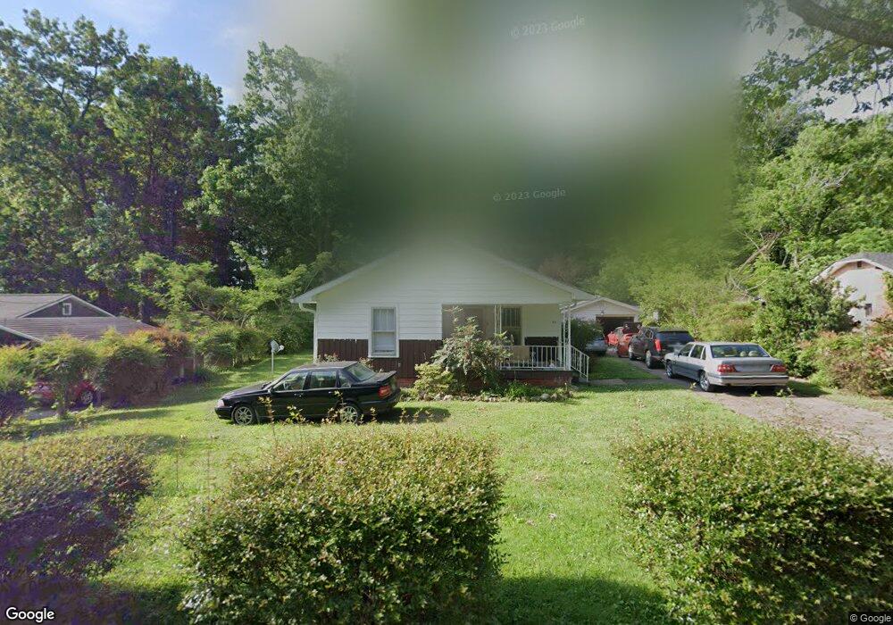 411 Hickory St, Rossville, GA 30741 - photo 1