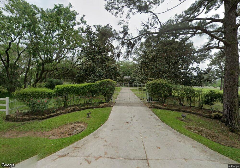 10211 Kleppel Rd, Tomball, TX 77375 - photo 1