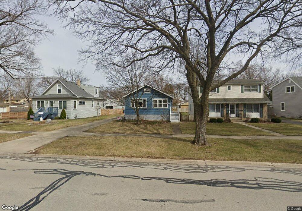 885 S Spring Rd, Elmhurst, IL 60126 - photo 1