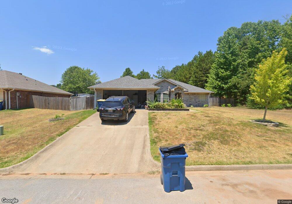 1305 Birch Ln, Kilgore, TX 75662 - photo 1