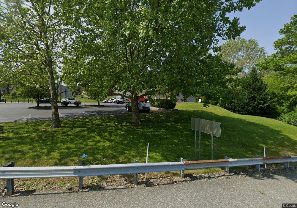 939 E Schuylkill Rd, Pottstown, PA 19465 - photo 1