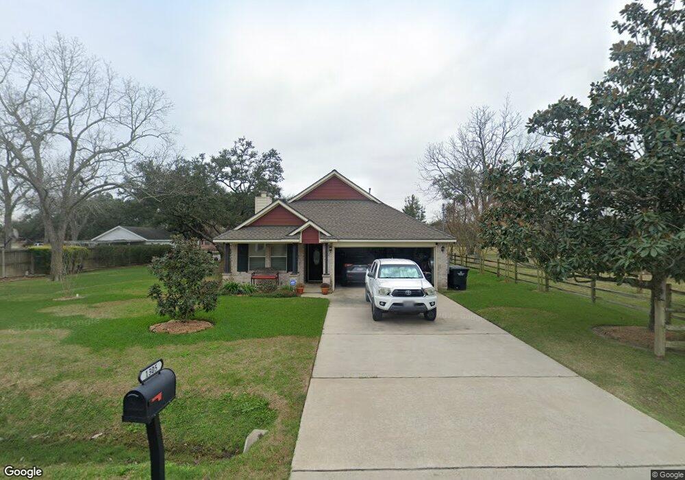 1305 Highland Dr, Alvin, TX 77511 - photo 1