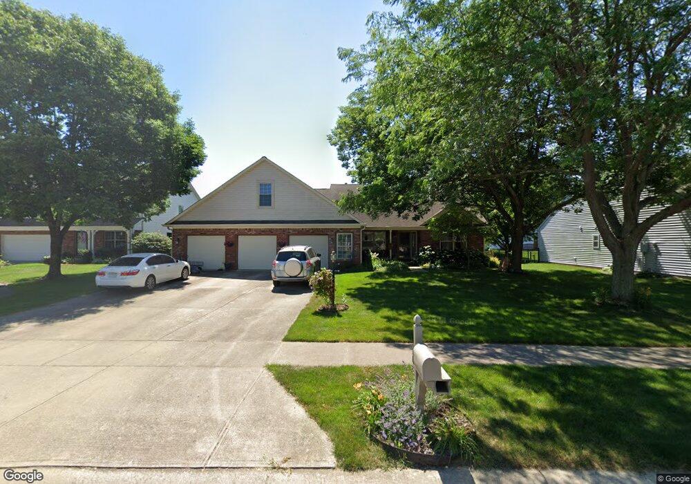 3659 Homestead Cir E, Plainfield, IN 46168 - photo 1