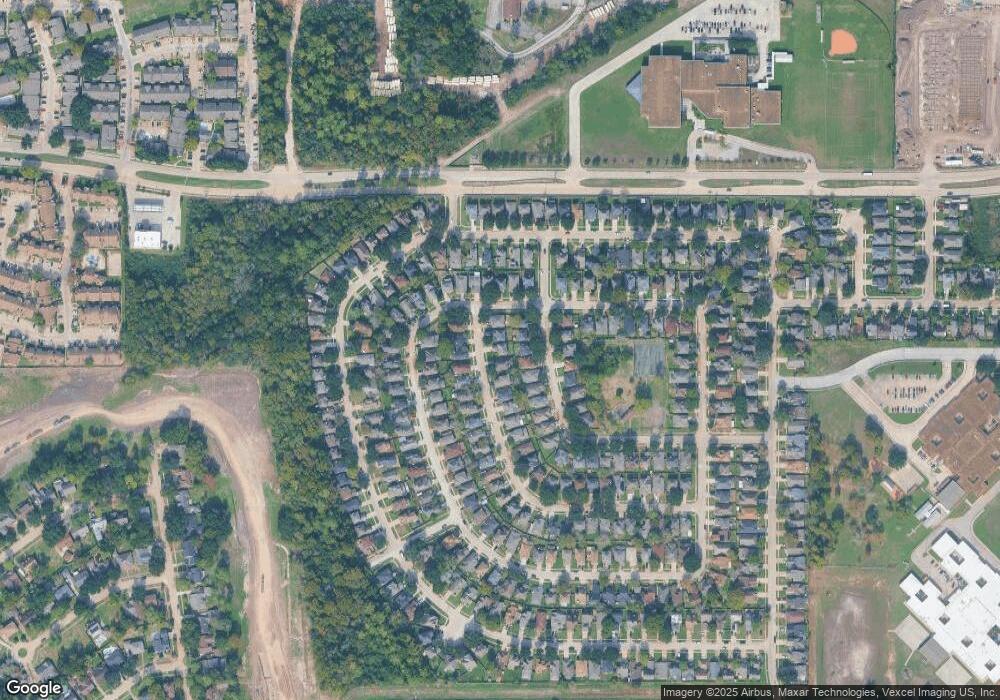 8818 Cold Lake Dr, Houston, TX 77088 - photo 1